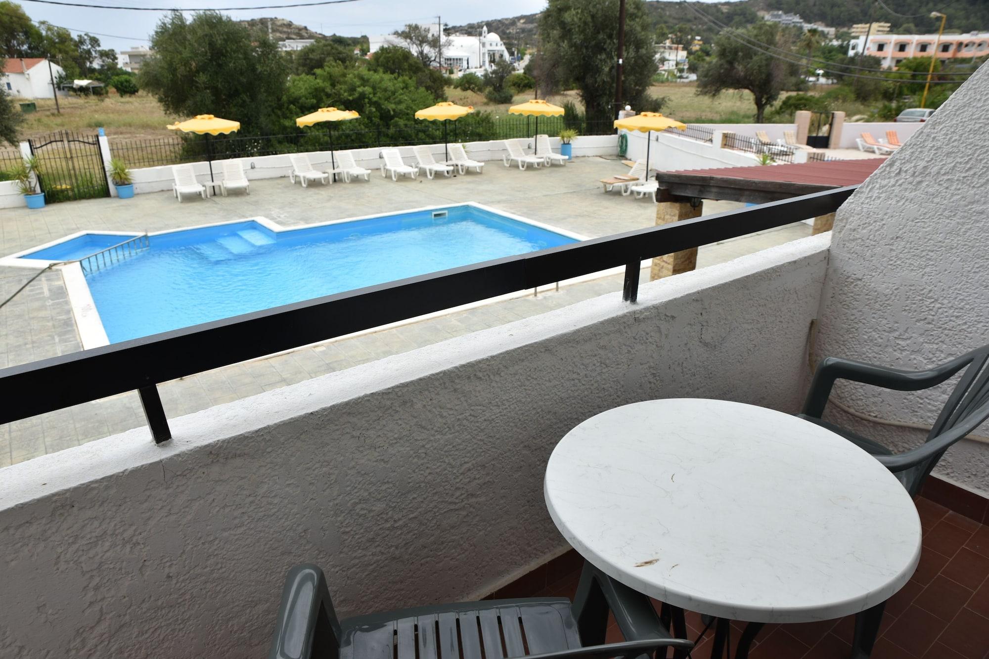 Aparthotel Butterfly Studios,